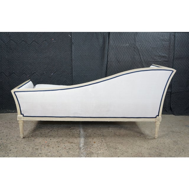 Mid-Century Baker Furniture Louis XVI Style Upholstered Recamier Chaise Lounge For Sale - Image 18 of 18
