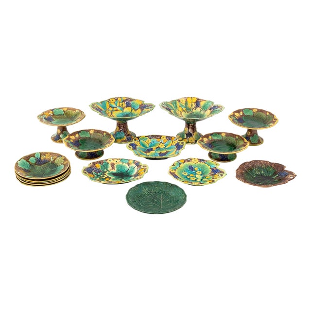 English Majolica Strawberry & Grape Tableware, 16 For Sale