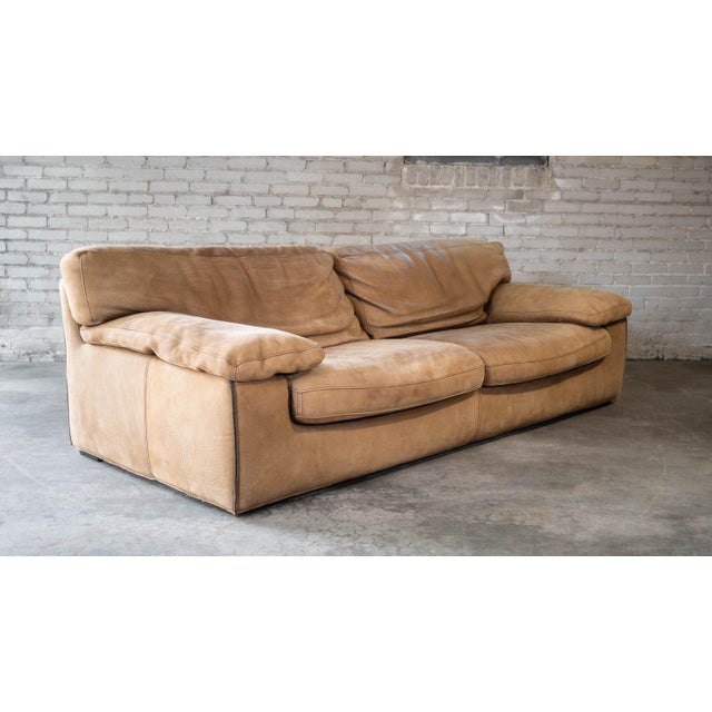 Animal Skin Roche Bobois for Tre Erre S.p.A. Buffalo Camel Leather Sofa For Sale - Image 7 of 15