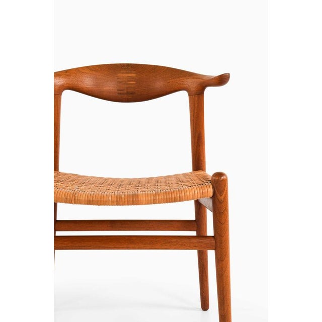 The rare armchair model jh-505, also known as the cowhorn chair, was designed in 1952 by hans j. Wegner and produced by...