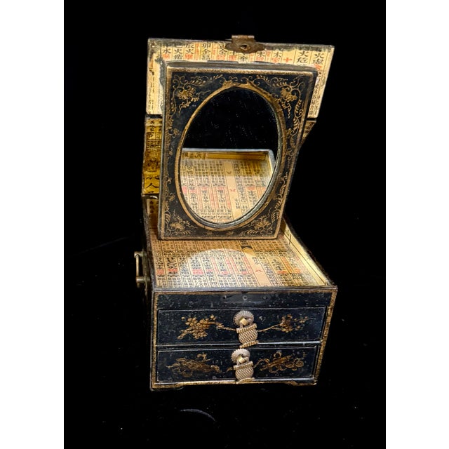 Black Vintage Chinese Jewelry and Keepsake Box For Sale - Image 8 of 12