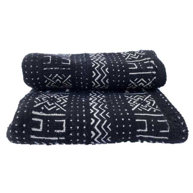 African Vintage African Black and White Mud Cloth Textile Mali 65 by 42" For Sale - Image 3 of 6