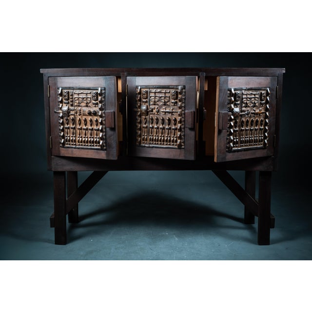 African Sculptural Dogon Console Table with Carved Doors, 1990s For Sale - Image 9 of 9