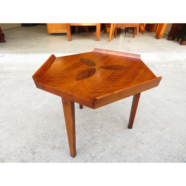 Mid Century Modern Lane Altavista Walnut Hexagon 3 Leg Side Table W/ Inlay For Sale - Image 10 of 15