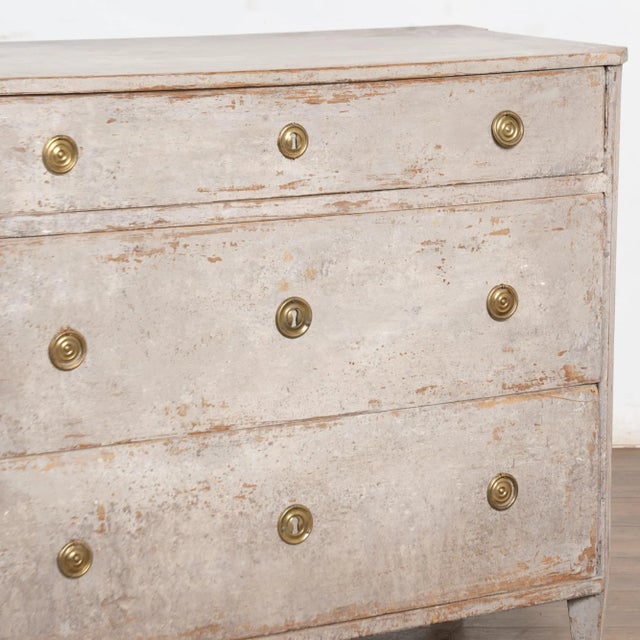 19th Century Gray Painted Swedish Pine Chest of Three Drawers For Sale - Image 12 of 14