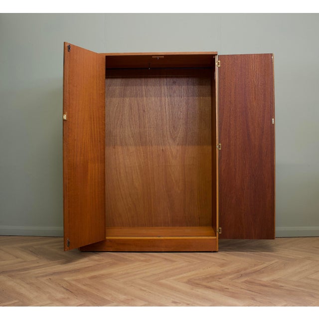 1960s Teak Double Door Wardrobe from Austinsuite, 1960s For Sale - Image 5 of 11