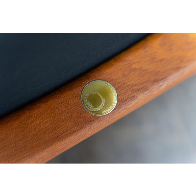 Model 136 Lounge Chair in Teak by Finn Juhl for France & Søn, 1960s For Sale - Image 13 of 14