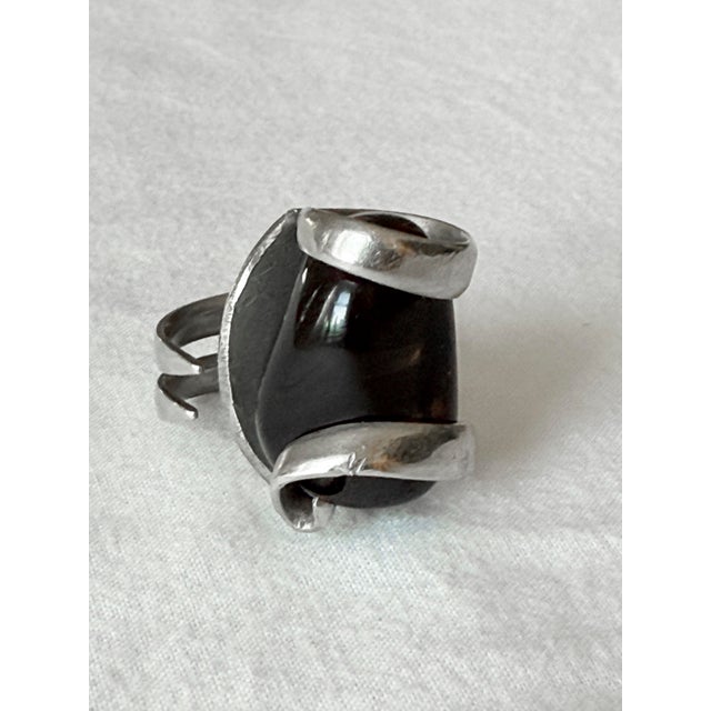 Vintage 1970s Brutalist Modernist Smoky Quartz Statement Ring, Silver-Tone For Sale - Image 4 of 10