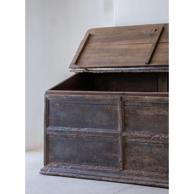 18th Century Italian Sideboard For Sale - Image 6 of 17