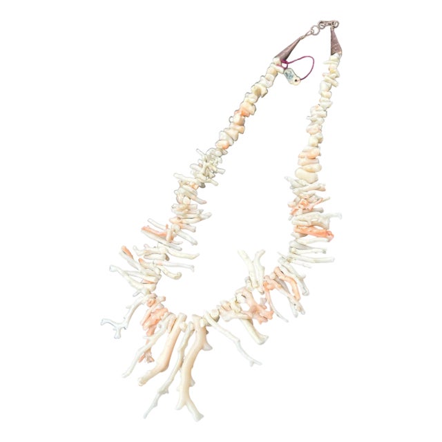 1970s Coastal Undyed Branch Angel Skin Coral Large Graduated Necklace Pale Pink For Sale