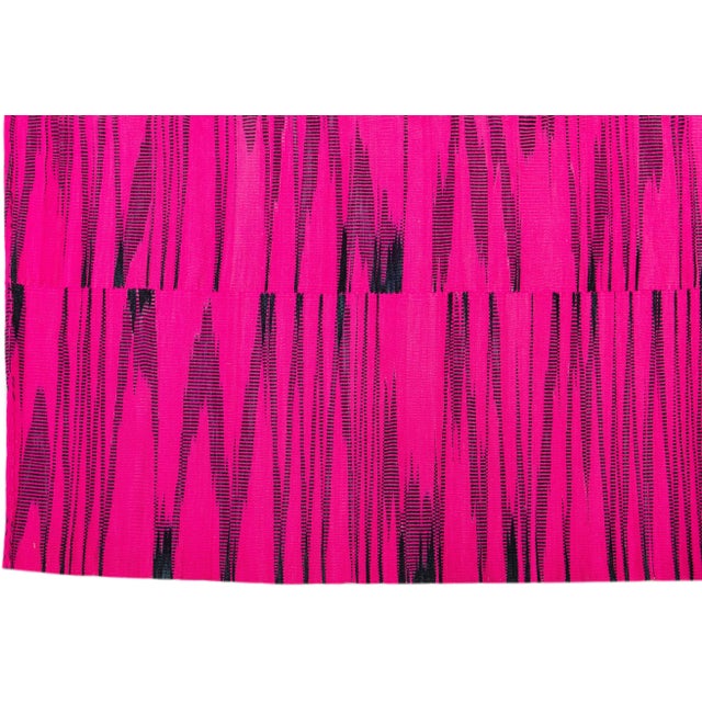 2020s Contemporary Abstract Turkish Kilim Wool Rug in Pink & Black For Sale - Image 4 of 7