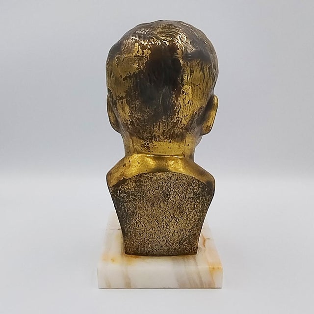 1960s John F. Kennedy JFK Bust Sculpture in Bronze and Marble. Made in Usa For Sale In Detroit - Image 6 of 7