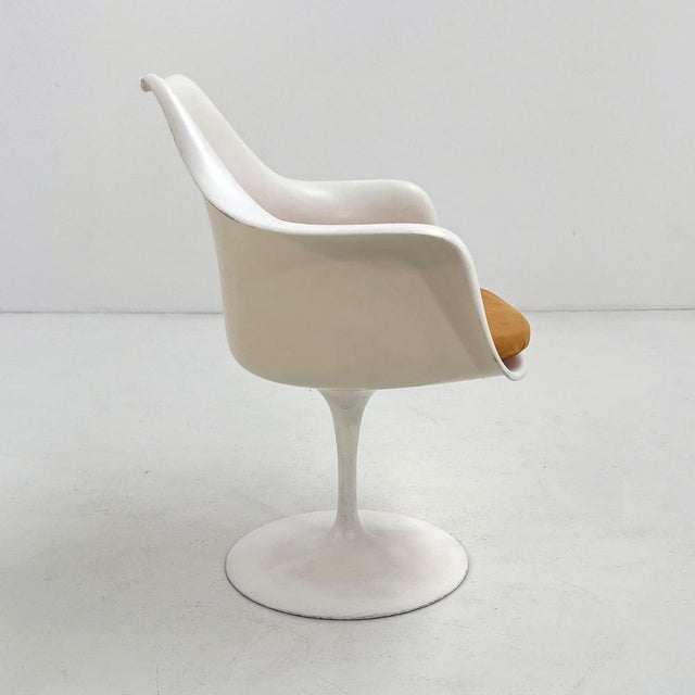 Mid-Century Modern Taupe Swivel Tulip Dining Chair by Eero Saarinen for Knoll, 1960s For Sale - Image 3 of 17