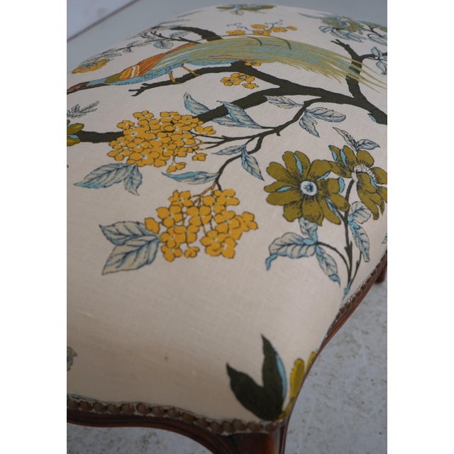 French Louis XV Peacock Upholstered Seat Bench For Sale - Image 4 of 12