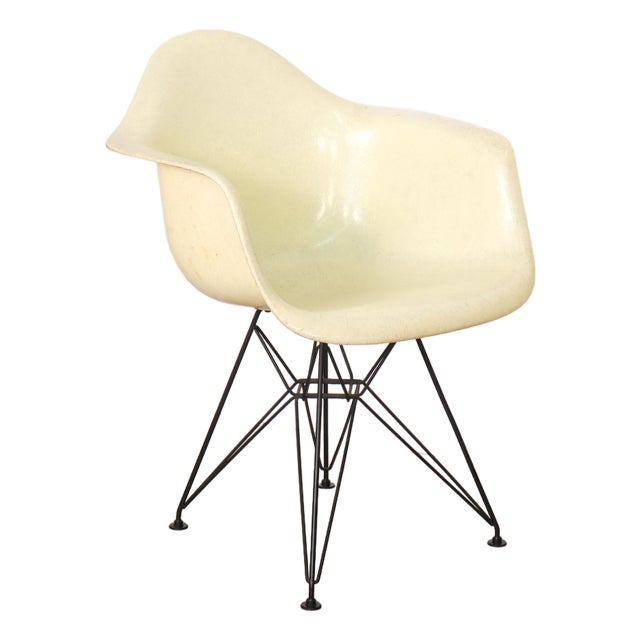 1950s 1st Generation Attributed to Eames for Herman Miller Eiffel Base Shell Chair Rope Edge Parchment For Sale