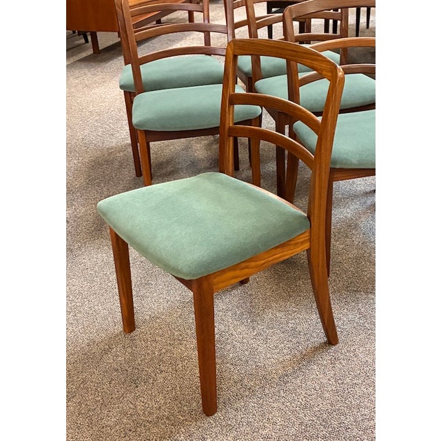 Teal Set of Six Mid Century Modern Low Profile Teak Frame Dining Chairs by G-Plan Furniture, Uk c.1960 For Sale - Image 8 of 9