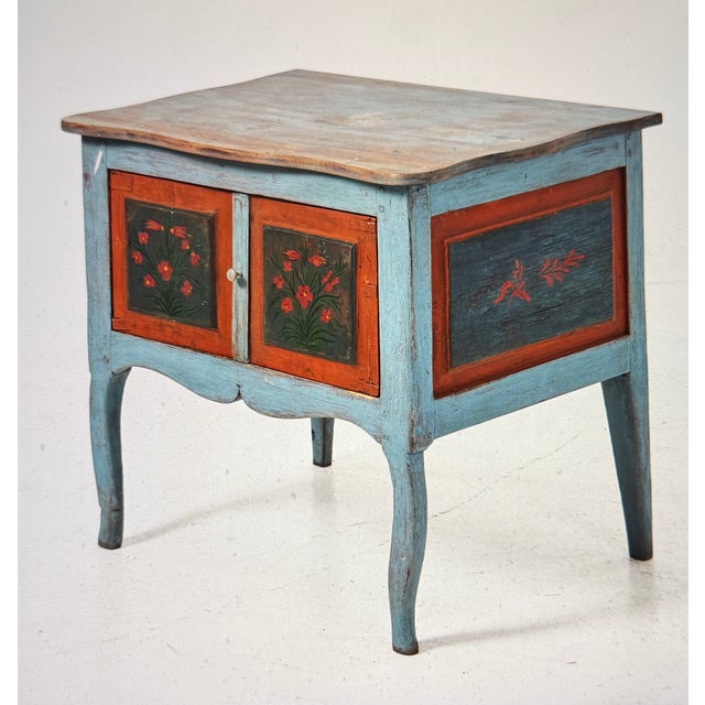 Early 19th Century Allmoge Chest of Drawers, 1800 For Sale - Image 5 of 5