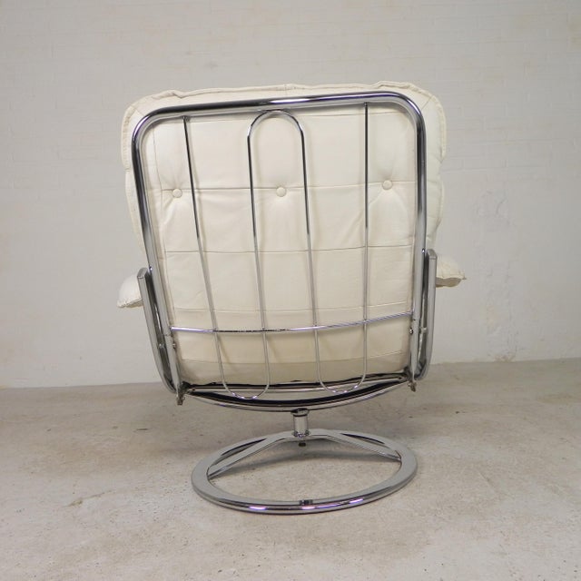 Leolux Armchair with White Leather Upholstery from Leolux, 1960s For Sale - Image 4 of 18