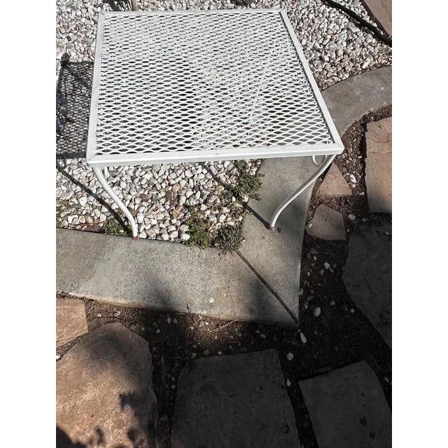 1960s Vintage Russell Woodard Patio Barrel Back Armchairs & Side Table, 3 Pieces For Sale - Image 9 of 10