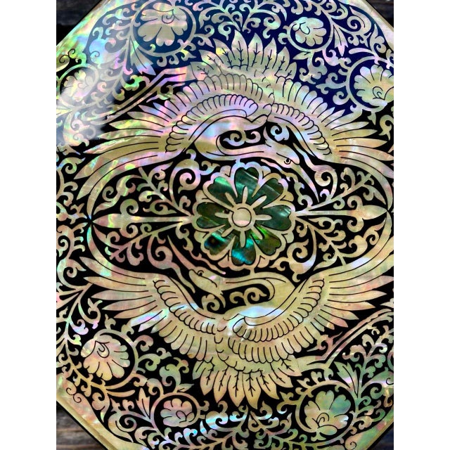 Korean Shin Do Najeonchilgi Mother-of-Pearl Octagonal Crane Lacquer Box For Sale In San Francisco - Image 6 of 16