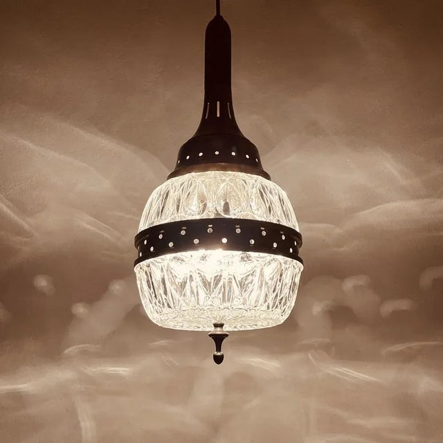Mid-Century Modern Mid-Century Italian Pendant Lamp in Glass, 1960s For Sale - Image 3 of 13