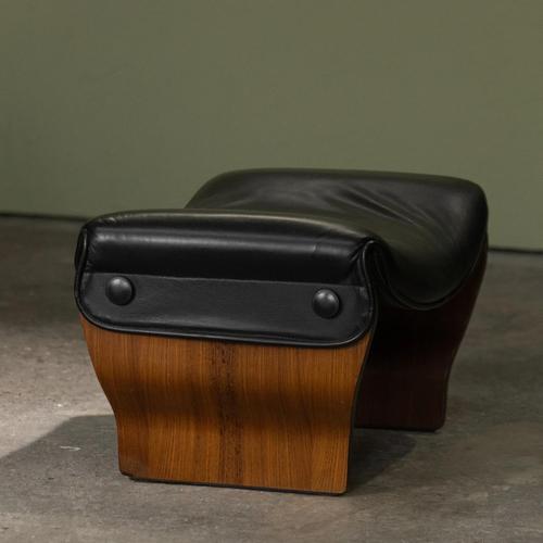 Set of Canada Armchair and Ottoman by Osvaldo Borsani for Tecno, Italy, 1965 For Sale - Image 9 of 10