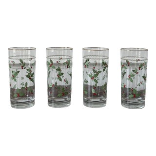 1980s Libbey Glass Co. Holly and Berry Holiday Glasses- Set of 4 For Sale