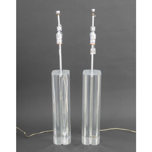 Modern Clear Acrylic and Chrome Table Lamps, Pair For Sale In New York - Image 6 of 6