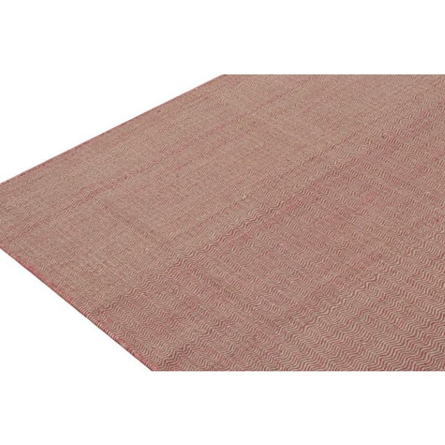 Rug & Kilim’s Contemporary Kilim Rug in Pink and Beige Chevrons For Sale In New York - Image 6 of 7