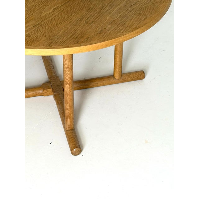 Round Oak Dining Table from Kurt Østervig, 1950s For Sale - Image 6 of 7
