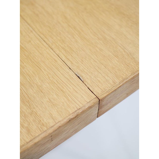 Danish Extendable Round Dining Table in Oak, 1960s For Sale - Image 11 of 18