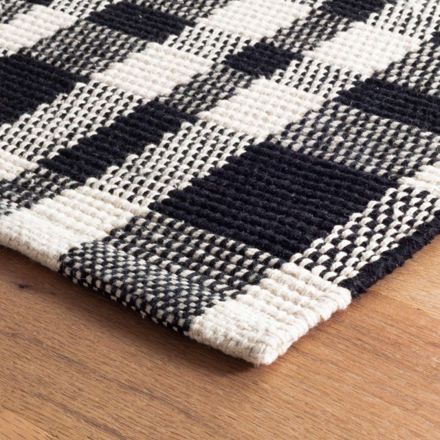 2020s Dash & Albert by Annie Selke Tattersall Black Indoor/Outdoor Rug, 7' 6" x 9' 6" For Sale - Image 5 of 6