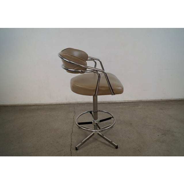 Metal 1960’s Mid-Century Modern Chrome Adjustable Counter Stool / Bar Stool For Sale - Image 7 of 12