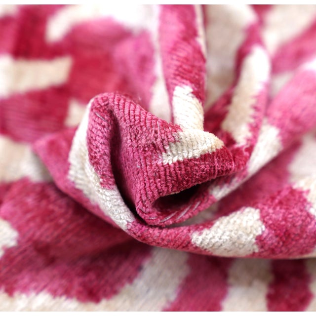 100% silk velvet material makes the throw pillows super soft and cozy with a delicate touch and gives your room a more...