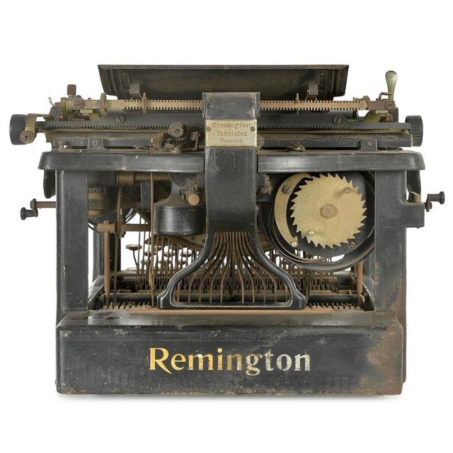 Vintage Typewriter from Remington For Sale - Image 5 of 9