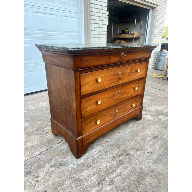 French 19th Century Louis Philippe Marble Top Walnut Commode For Sale - Image 6 of 12