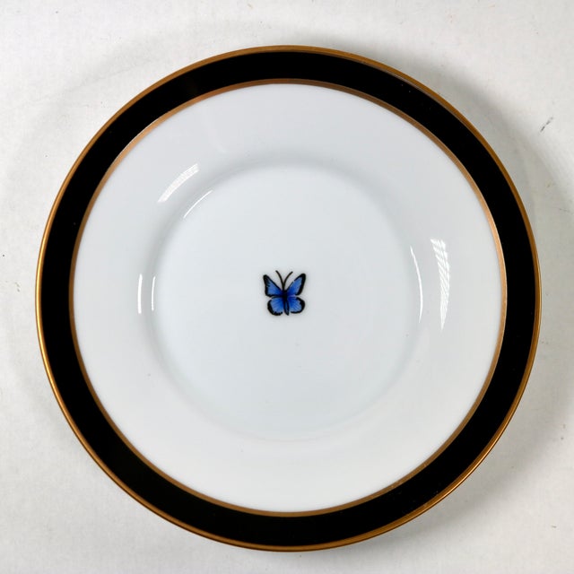 1980s Lynn Chase Jaguar Jungle Flat Cup and Saucer For Sale - Image 4 of 9
