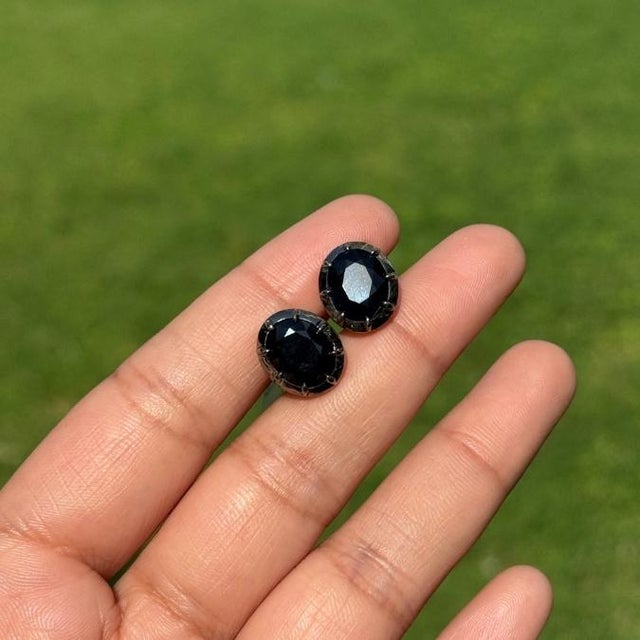 14k Gold 6.97ct Bold Deep Blue Sapphire Stud Earrings With Black Rhodium For Sale - Image 9 of 15