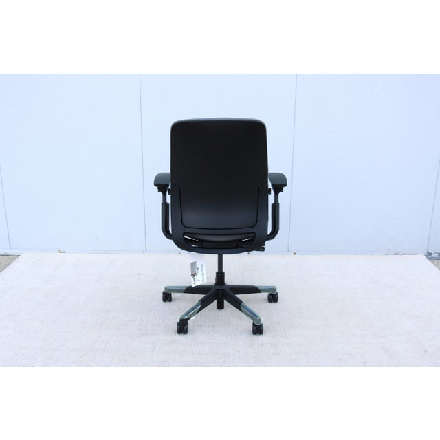 Steelcase New Amia Executive Ergonomic Office Chair Gray Vinyl, Fully Adjustable For Sale - Image 9 of 18