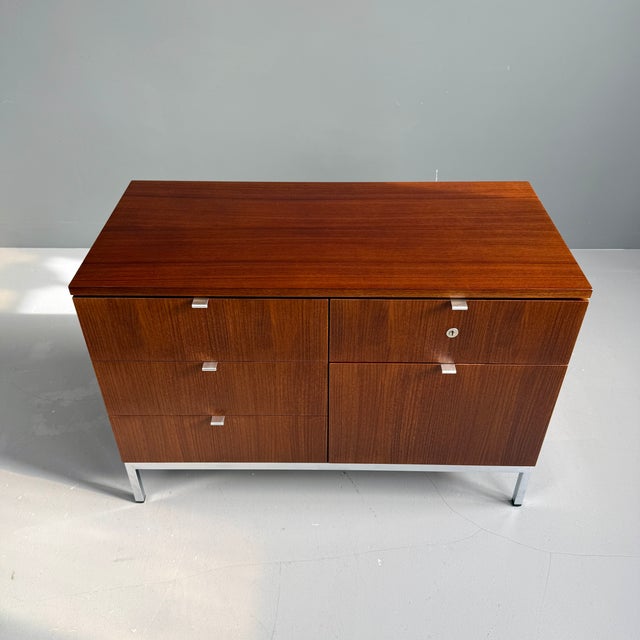 Sideboard by Florence Knoll Bassett for Knoll International, 1980s For Sale - Image 10 of 10