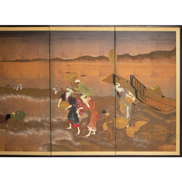 Japanese Shōwa Era After Hokusai "View of Gathering Shellfish at Low Tie", Japanese Byobu Screen For Sale - Image 3 of 12
