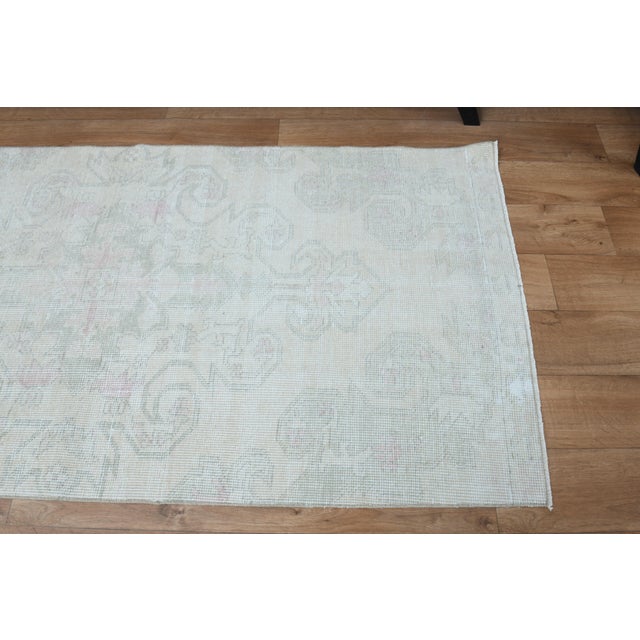 1970s Vintage Handmade Wool Cotton Turkish Beige Area Rug For Sale - Image 4 of 11