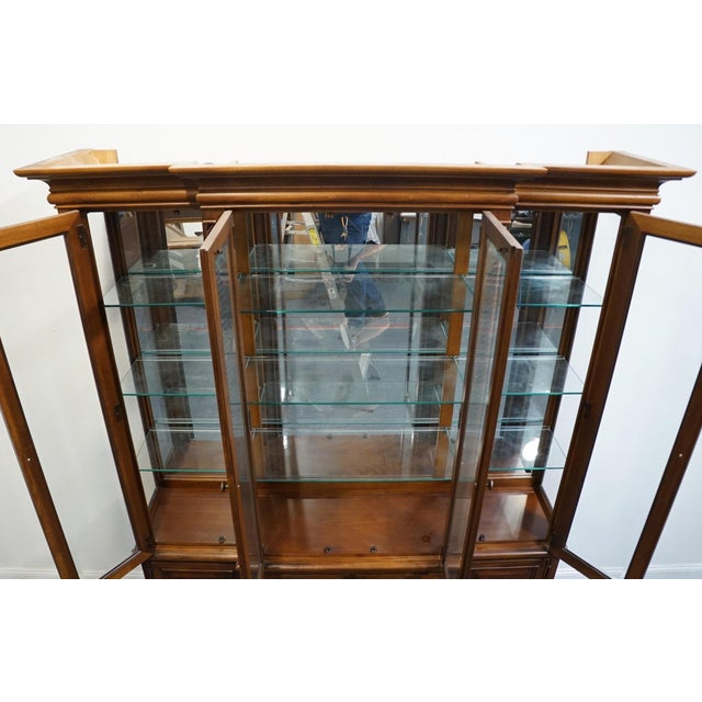 Stanley Furniture Italian Traditional Style 69" Buffet W. Lighted Display China Cabinet 209-11-111 / 209-11-211 For Sale In Kansas City - Image 6 of 17