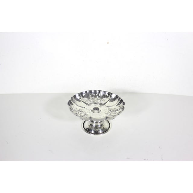 1910 Victorian Silver Plate Phoenix and Shield Ring or Candy Dish English Silverplate For Sale - Image 6 of 16
