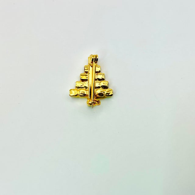 1980s Vintage Americana Boho Chic Hollywood Regency Petite Rhinestone Christmas Tree Brooch For Sale - Image 6 of 6