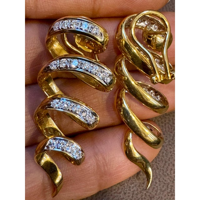 2 Carat Diamond VS Quality Long Earrings Women , 18 Karat Yellow Gold 18.9 Grams For Sale - Image 10 of 18