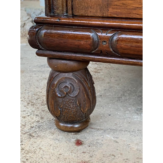 Early 20th Carved Walnut Sideboard With Four Doors and Two Drawers and Crest For Sale - Image 12 of 13