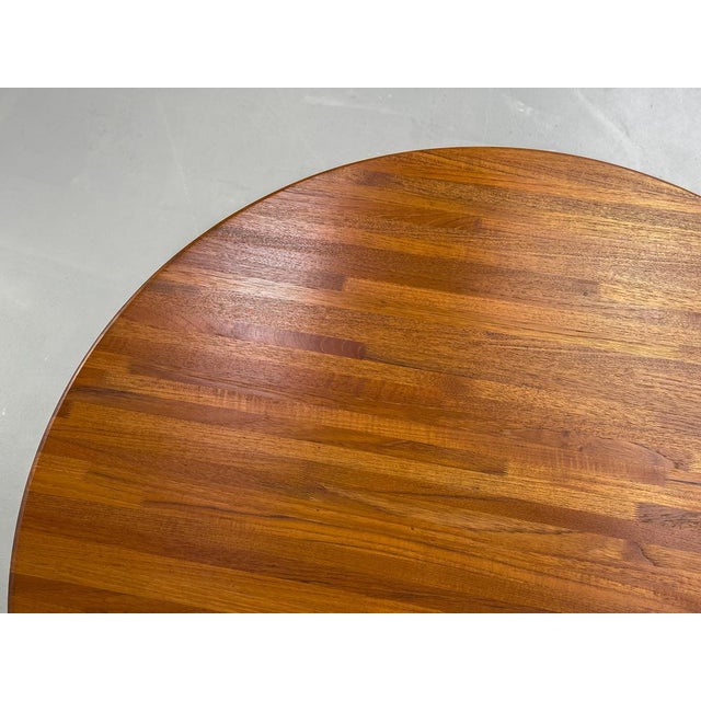 Round Dining Table in Teak, 1970s For Sale - Image 11 of 15