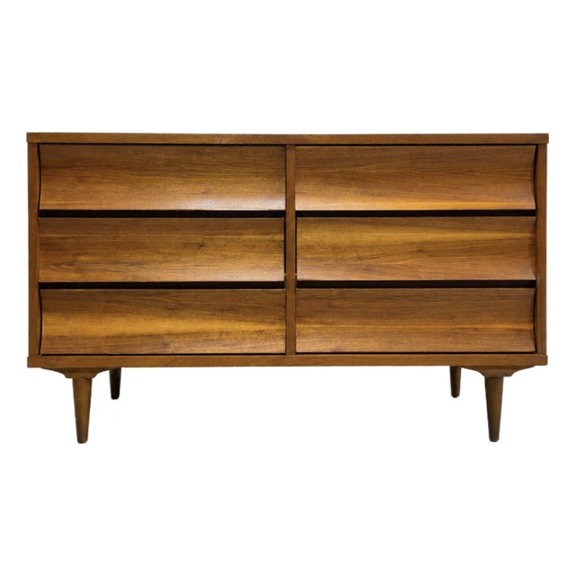Mid Century Modern Walnut Lowboy Dresser | Sculpted Front 6 Drawer Credenza | Refinished Vintage MCM Bedroom Storage Cabinet, C. 1960’s For Sale