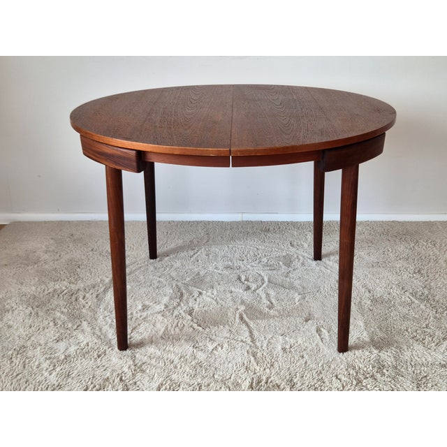 Round Extendable Dining Table and Chairs in Teak by Hans Olsen for Frem Røjle, Denmark, 1960s, Set of 5 For Sale - Image 6 of 18